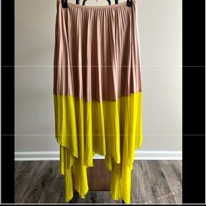 BCBGMAXAZRIA Color block “Corrine” Midi Skirt